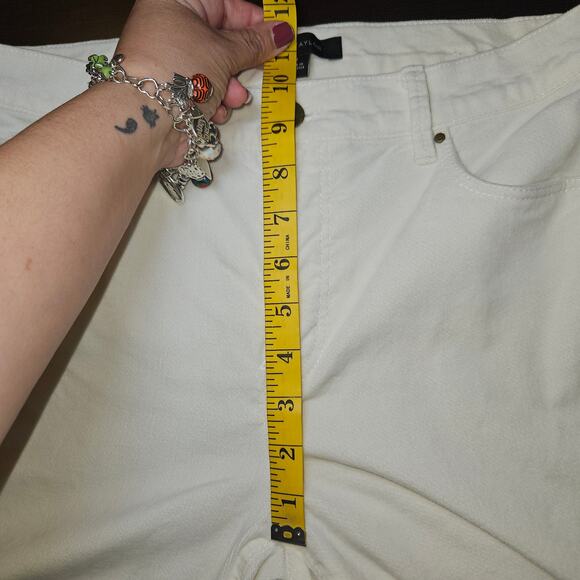 Ann Taylor White Bootcut Stretch Pants Size 8 Soft Microfiber-Feel Texture Boho - Picture 6 of 10